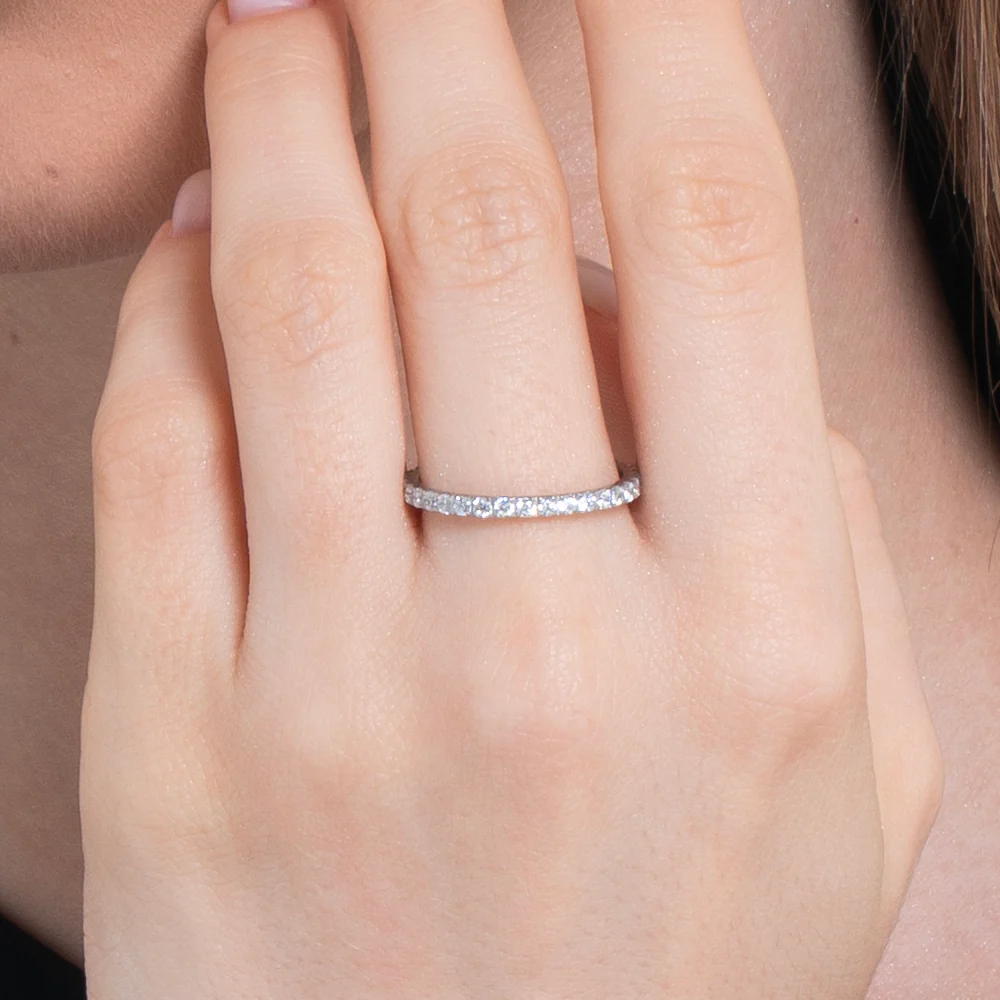 ANELLO DONNA IN ACCIAIO CON CRISTALLI BIANCHI - Image 2