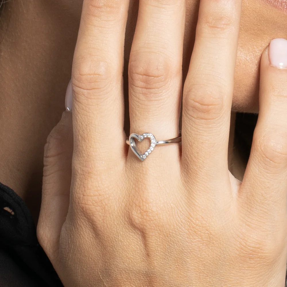 ANELLO DONNA IN ACCIAIO CON CUORE E ZIRCONI BIANCHI - Image 2