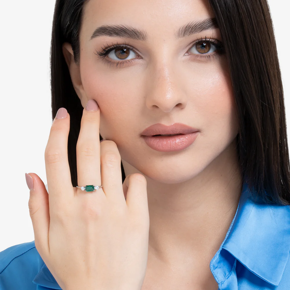 ANELLO DONNA IN ACCIAIO CON ZIRCONI VERDE E BIANCHI - Image 3