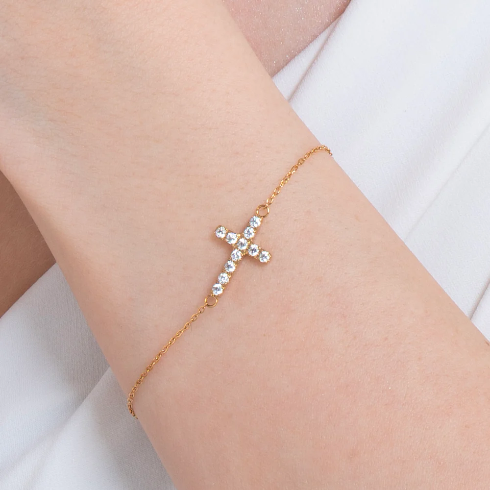 BRACCIALE DONNA IN ACCIAIO E IP GOLD CON CROCE E ZIRCONI BIANCHI - Image 2