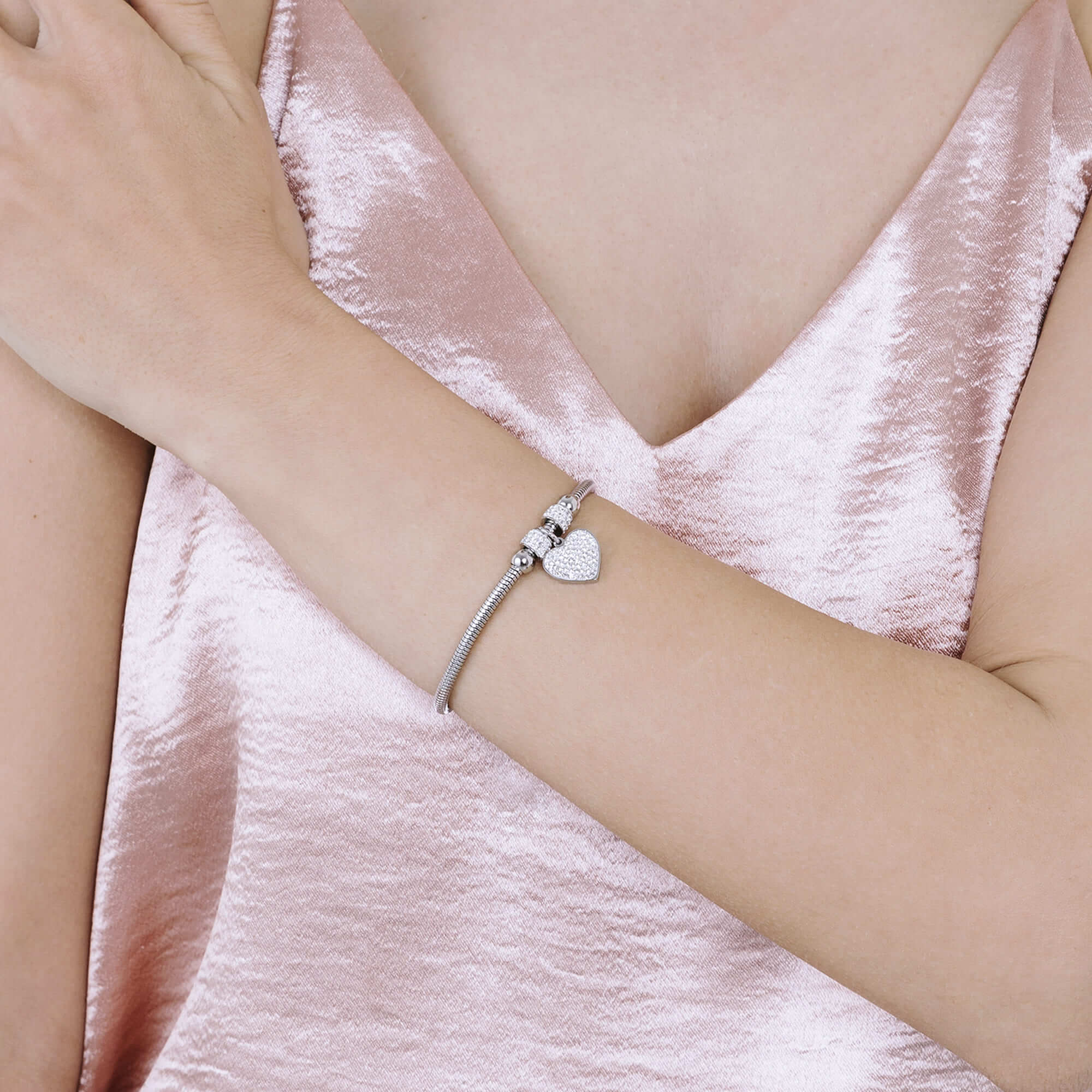 BRACCIALE DONNA IN ACCIAIO CON CUORE E CRISTALLI BIANCHI - Image 2