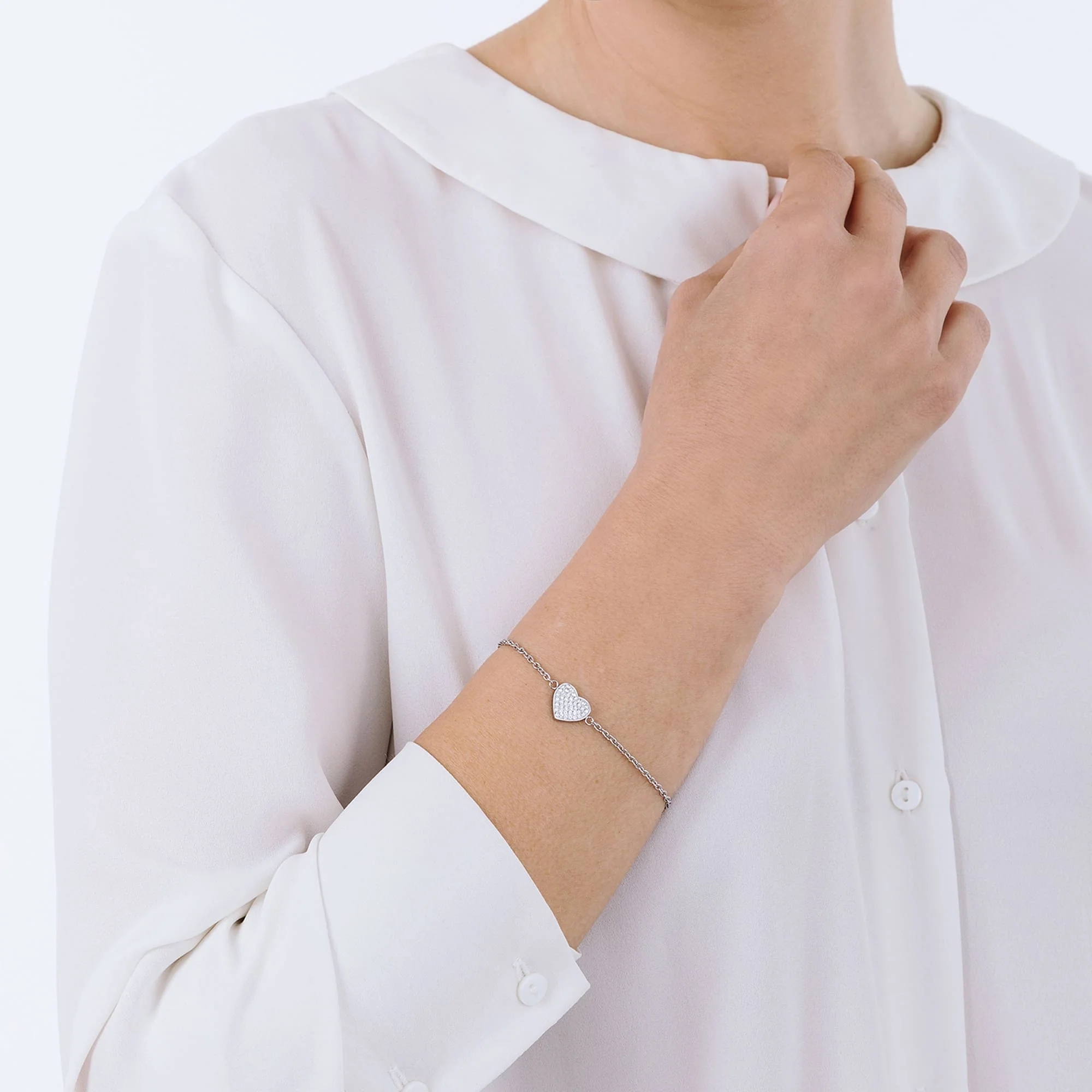 BRACCIALE DONNA IN ACCIAIO CON CUORICINO E CRISTALLI BIANCHI - Image 2