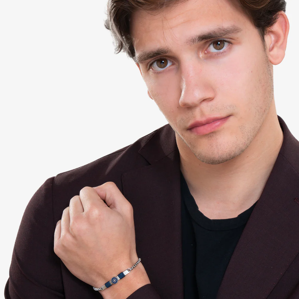 BRACCIALE IN ACCIAIO, PIASTRA CON SMALTO BLU E TIMONE E CORDA BLU - Image 3