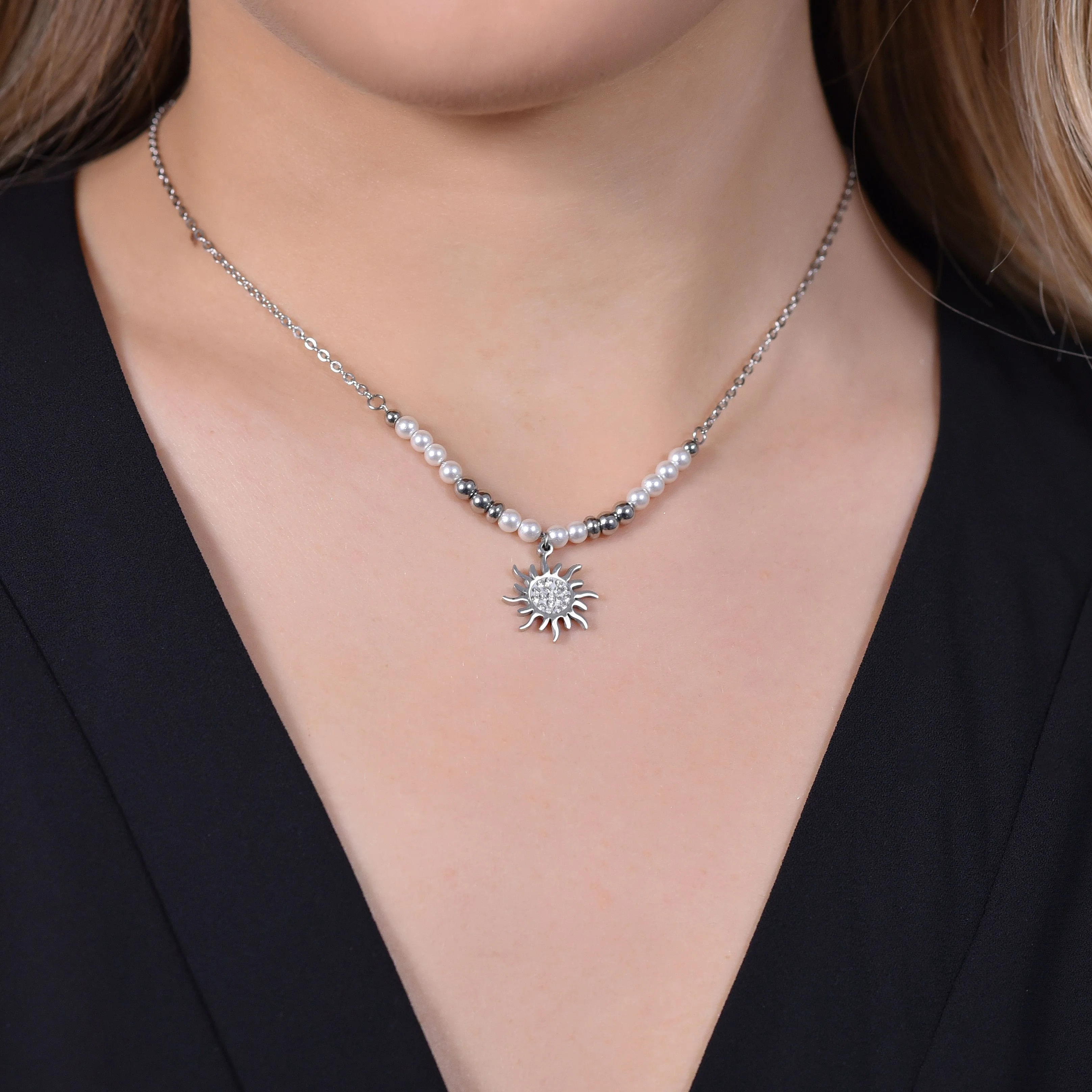COLLANA DONNA IN ACCIAIO CON PERLE E SOLE - Image 2