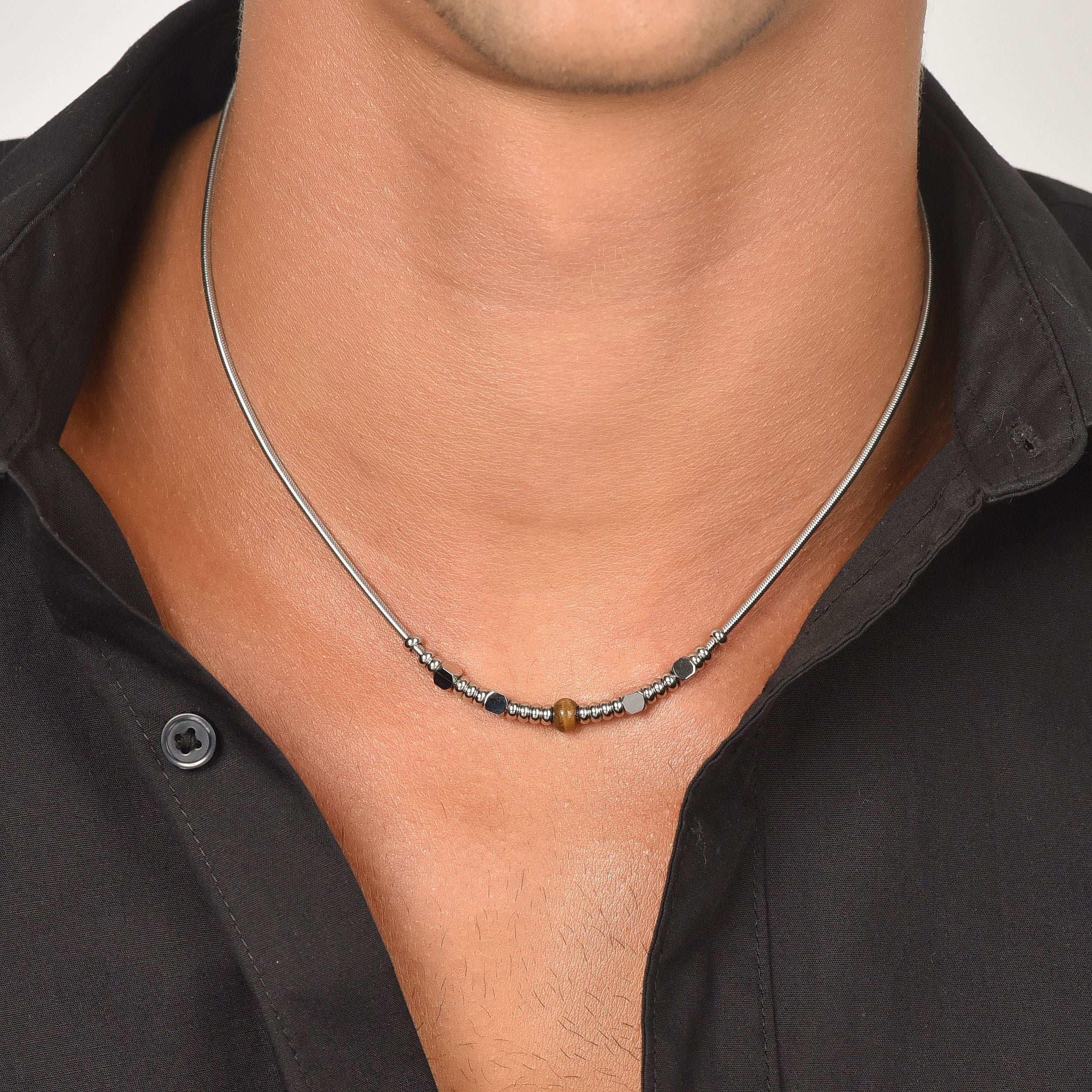 COLLANA UOMO IN ACCIAIO CON PIETRE OCCHIO DI TIGRE - Image 2