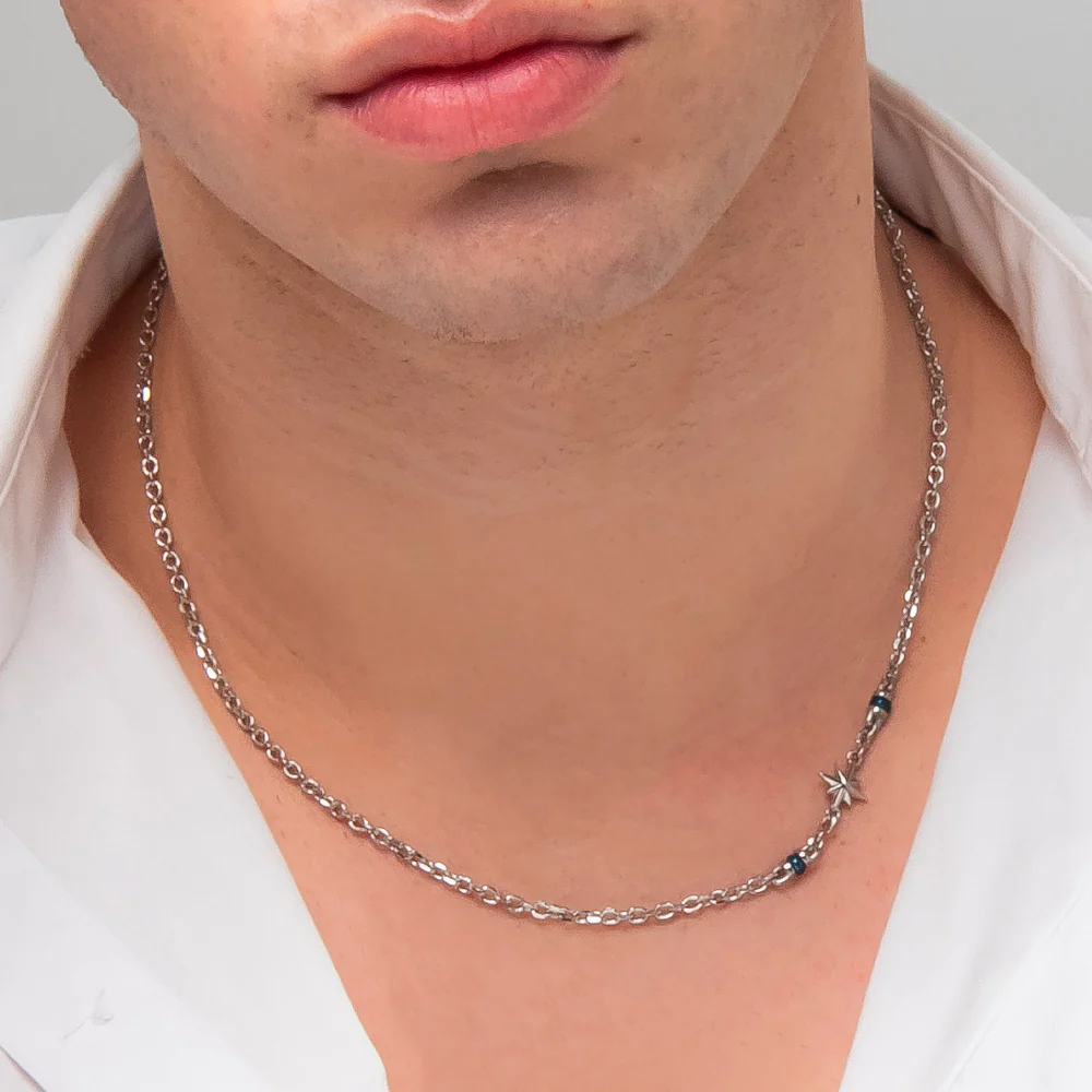 COLLANA UOMO IN ACCIAIO CON ROSA DEI VENTI ED ELEMENTI IN IP BLU - Image 2