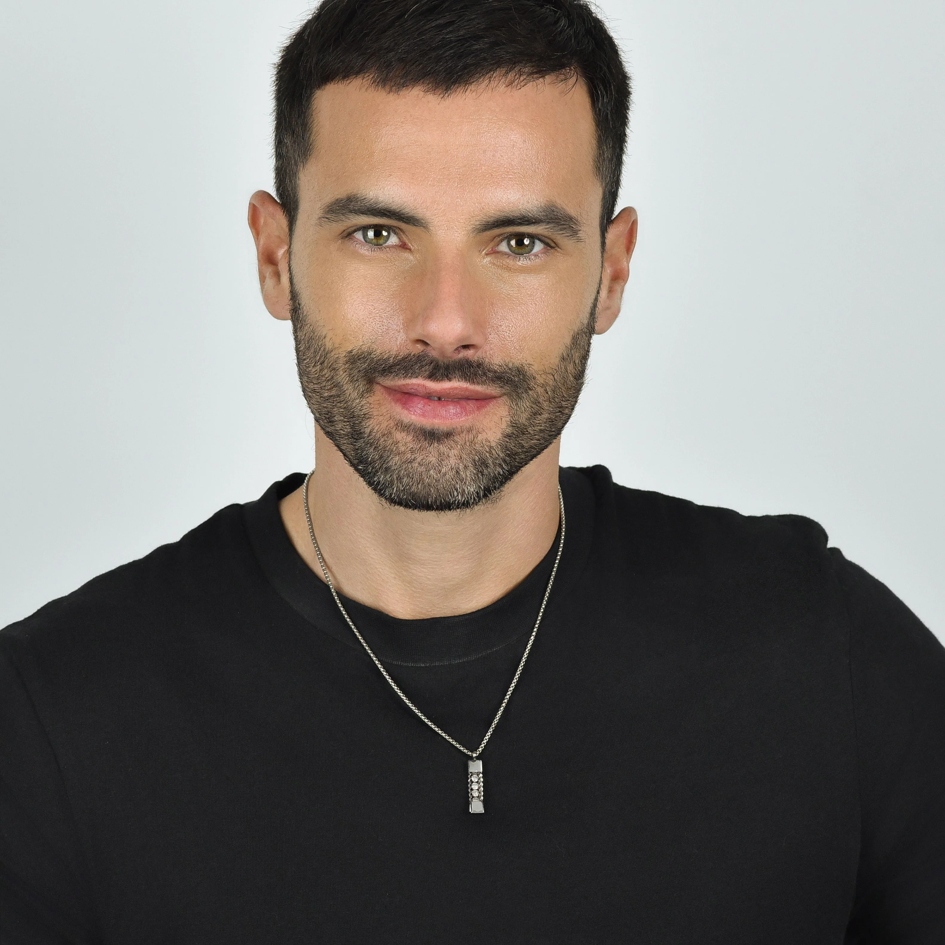 COLLANA UOMO IN ACCIAIO ELEMENTO CON CRISTALLI BIANCHI - Image 3